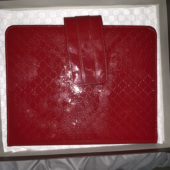 Authentic Gucci iPad case - Picture 2 of 3